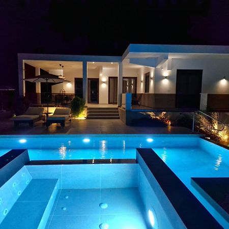 פסטידה Luxury Villa Anemone With Private Pool מראה חיצוני תמונה