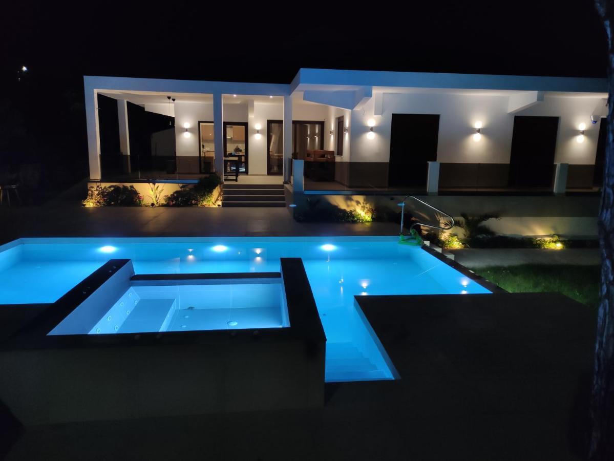 פסטידה Luxury Villa Anemone With Private Pool מראה חיצוני תמונה